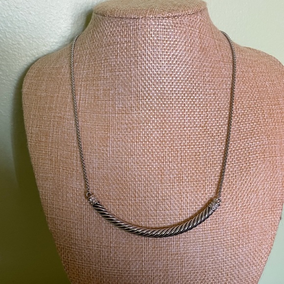 Beautiful silver Loft necklace - Picture 4 of 5